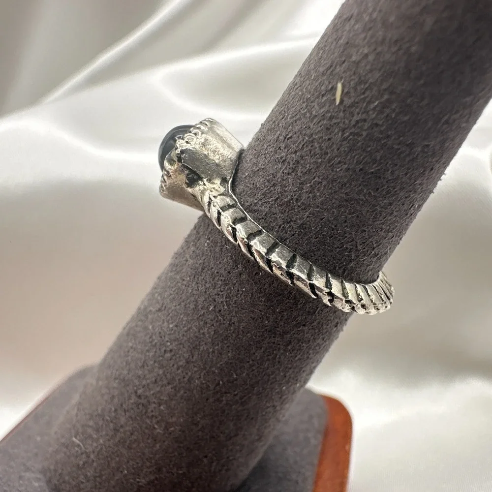 Vintage Y2K Silver Tone‎ Black Onyx Stone Ring Women's Classic Fashion Jewelry